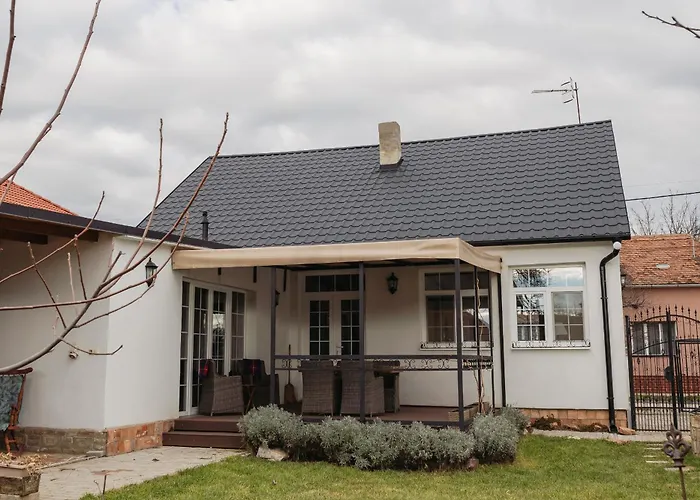 Villa Valentina Štúrovo